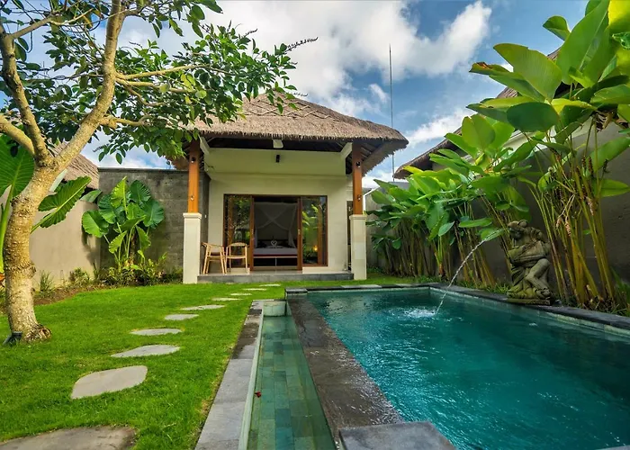 Three Gold Luxury Private Villas Ubud 